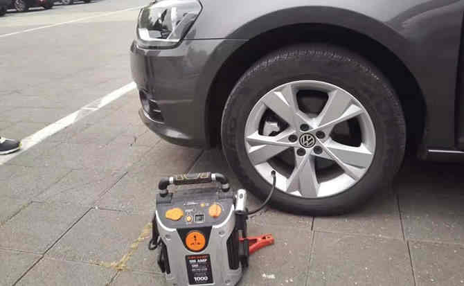 瑞金汽车搭电案例
