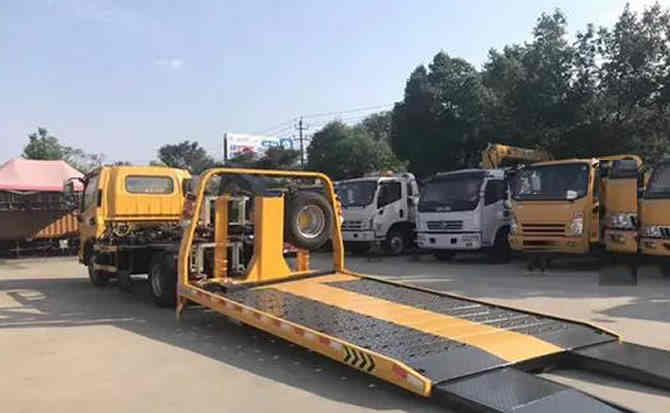 瑞金汽车中途维修案例